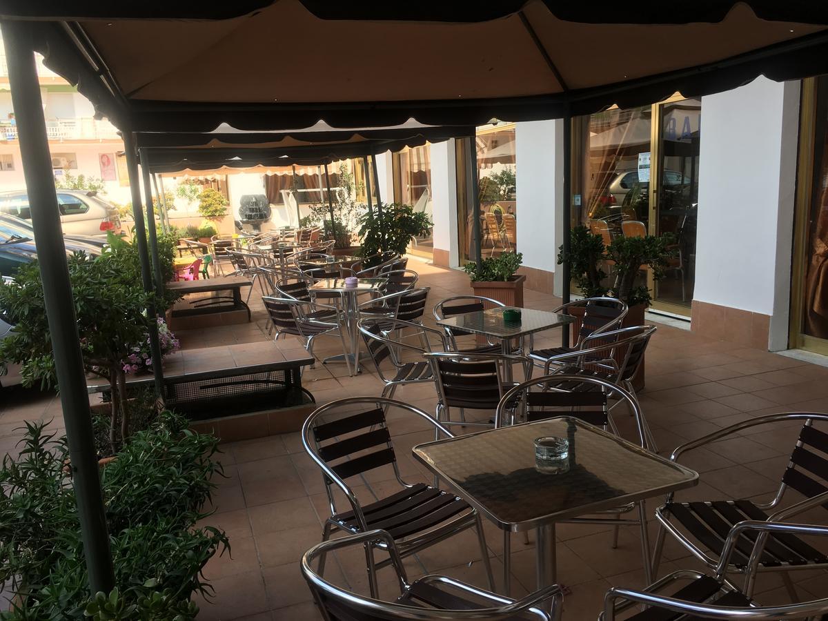 Hotel Arma Ristorante Arma di Taggia Exterior photo